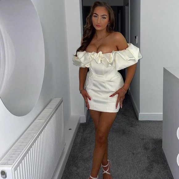 House of CB Selena Ivory Satin Ruffle Strapless Dress size XL NWOT - Picture 5 of 10